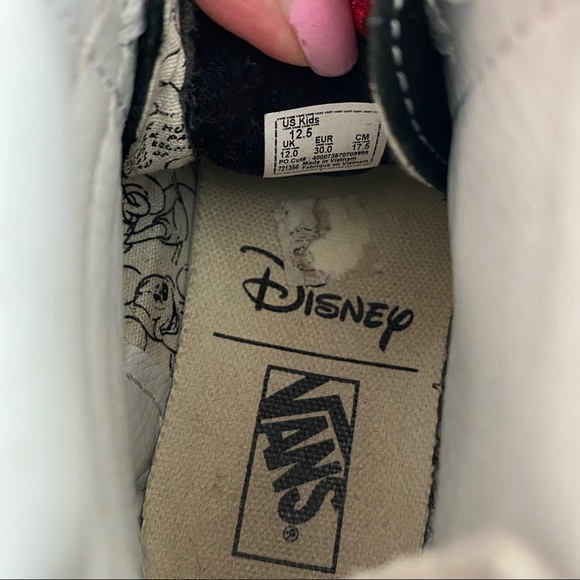 Vans x Disney Mickey Mouse Sk8 Hi Checkered - Picture 10 of 10